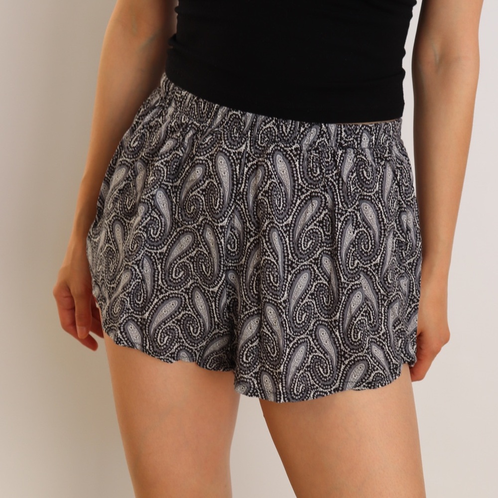Brandy Melville Paisley Grey Shorts